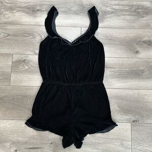 Victoria’s Secret Black‎ Velvet Romper Size Large